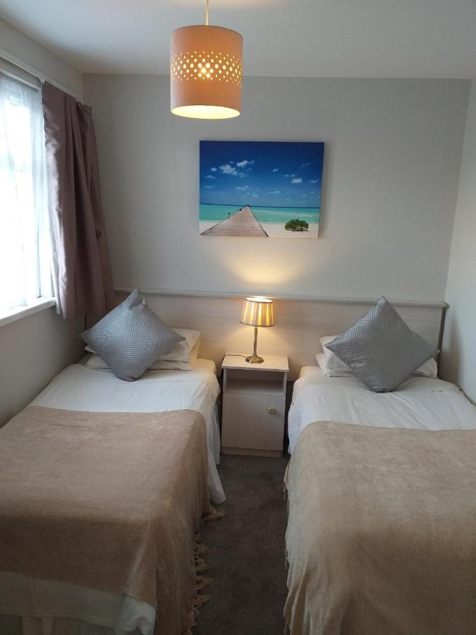 Villa St.John B&B アスローン エクステリア 写真