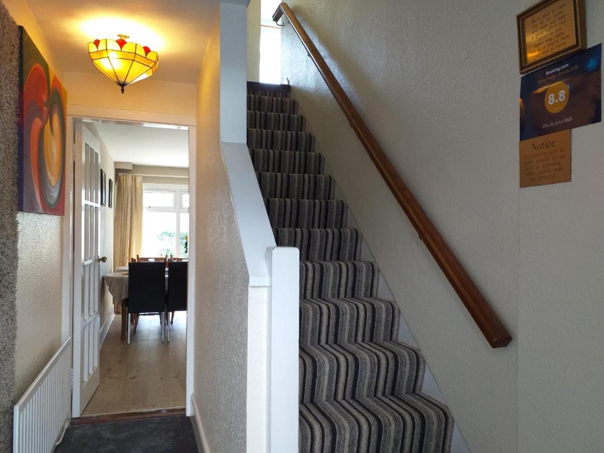 Villa St.John B&B アスローン エクステリア 写真